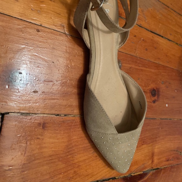 GAP Flats - Picture 4 of 6